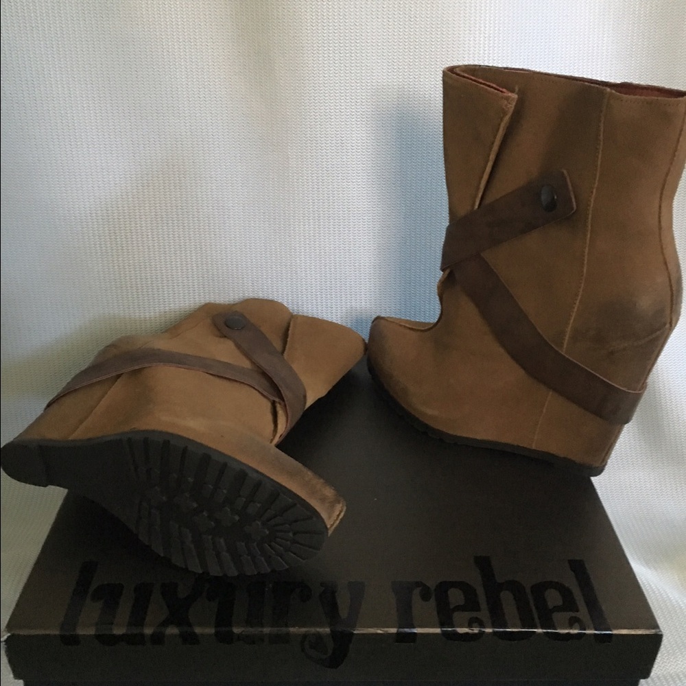 Cross Strap, Belted Wedge Booties with Zip Clutch!